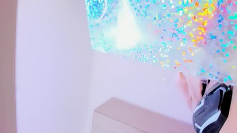 ISABELLA online show from March 25, 2026, 8:20 am