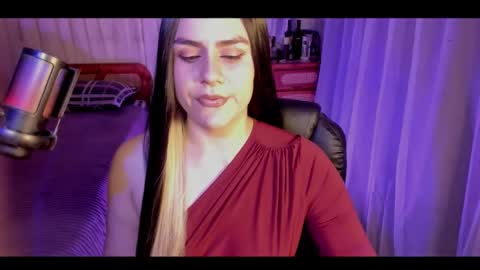 Isabella online show from February 22, 2026, 5:19 am