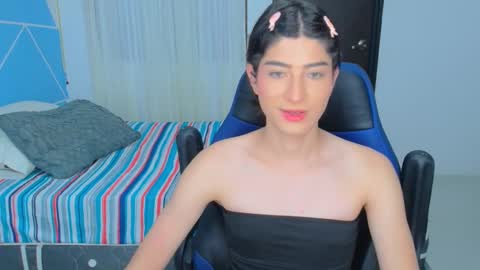 ISABELLA QUEENS  online show from October 9, 2025, 8:29 pm