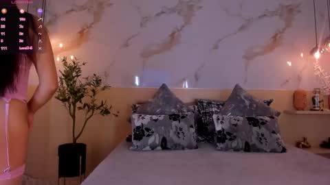    online show from September 24, 2025, 11:46 am