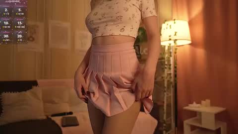 Bella online show from September 22, 2025, 4:14 am