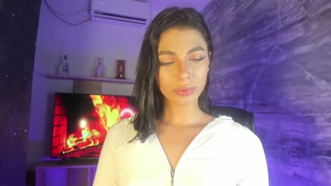 Isa online show from January 3, 2025, 8:10 am