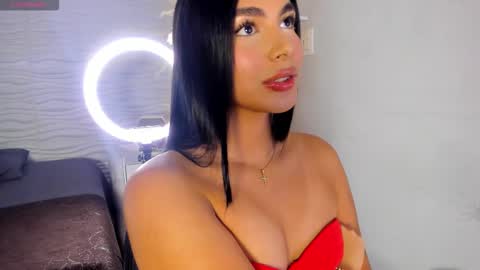 Snapshot of isabellefoxx chatting on March 12, 2026, 11:00 pm Isa online show from March 12, 2026, 11:00 pm