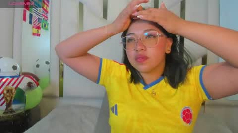 isabellrodriguez18 online show from June 18, 2026, 4:24 am
