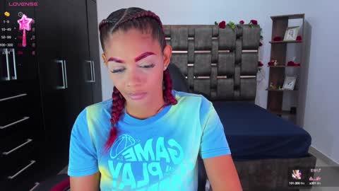 Snapshot of isabelreyes_ chatting on December 15, 2024, 4:07 am Hi mi name is Isabel online show from December 15, 2024, 4:07 am
