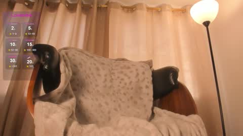 Isabel M online show from September 22, 2025, 7:49 pm