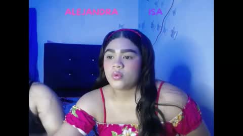 Isa online show from November 16, 2025, 11:10 pm