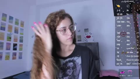 Snapshot of isangel_ chatting on February 7, 2025, 3:23 am Isabela online show from February 7, 2025, 3:23 am