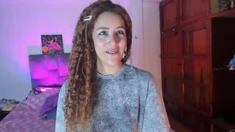 Snapshot of isangel_ chatting on September 29, 2025, 3:00 am Isabela online show from September 29, 2025, 3:00 am