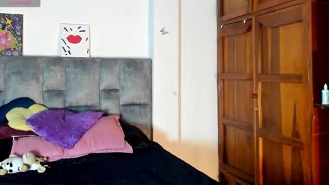 Snapshot of isangel_ chatting on October 31, 2025, 2:23 am Isabela online show from October 31, 2025, 2:23 am