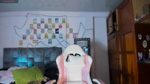 Snapshot of isangel_ chatting on June 16, 2026, 2:14 am Isabela online show from June 16, 2026, 2:14 am