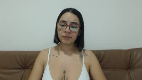 Emma online show from October 15, 2025, 4:45 am