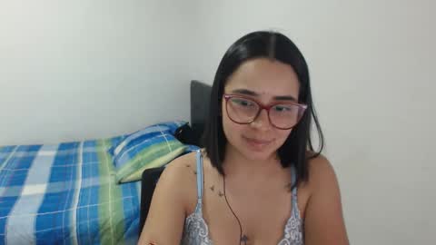 Emma online show from December 18, 2025, 3:12 am