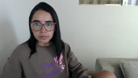 Snapshot of isemma chatting on June 11, 2026, 2:59 pm Emma online show from June 11, 2026, 2:59 pm