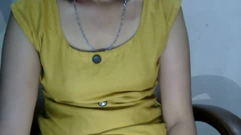 Snapshot of ishika_ishu chatting on July 13, 2026, 7:55 am ishika_ishu online show from July 13, 2026, 7:55 am
