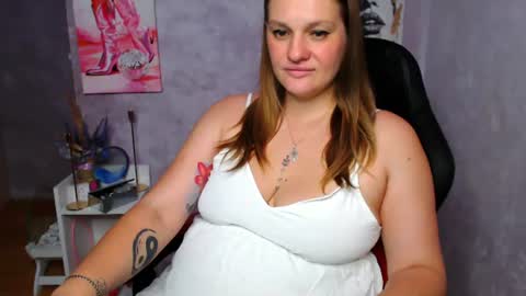 Snapshot of isingle_mom chatting on July 15, 2026, 4:51 am isingle_mom online show from July 15, 2026, 4:51 am