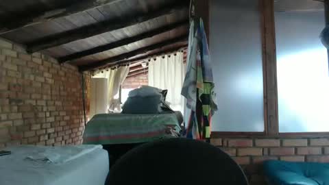 isis online show from October 15, 2025, 2:06 pm