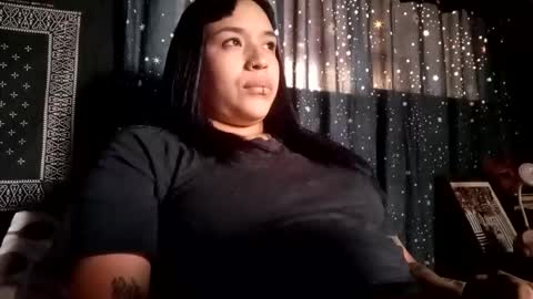 Isis online show from November 26, 2025, 10:22 pm