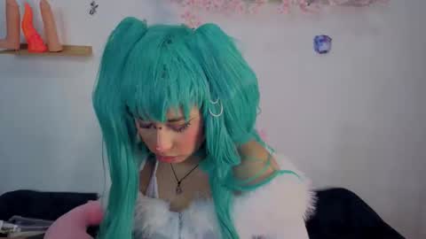 Isisjones18 online show from October 31, 2025, 11:44 am