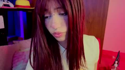Snapshot of isisjones18 chatting on June 20, 2026, 10:29 am Isisjones18 online show from June 20, 2026, 10:29 am