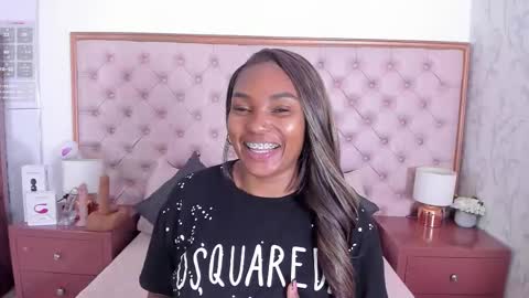 Vanessa online show from November 10, 2025, 11:20 am