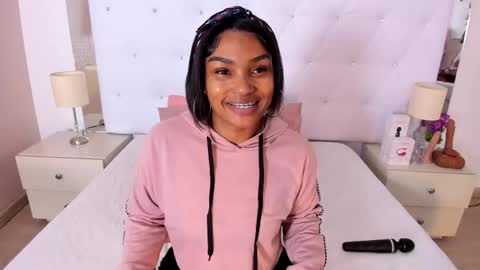 Vanessa online show from January 6, 2026, 11:25 am