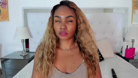 Snapshot of isla_scott chatting on June 3, 2026, 11:35 am Vanessa online show from June 3, 2026, 11:35 am