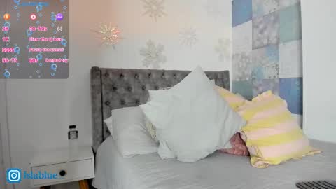 Isla Blue online show from January 7, 2026, 2:58 am