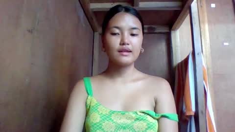 Snapshot of island_girl888 chatting on May 25, 2026, 6:41 am siri online show from May 25, 2026, 6:41 am