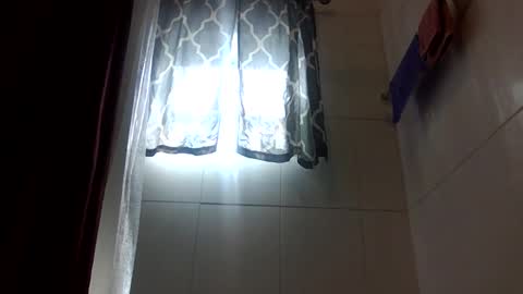 Snapshot of islandbey242 chatting on May 19, 2026, 2:23 pm islandbey242 online show from May 19, 2026, 2:23 pm