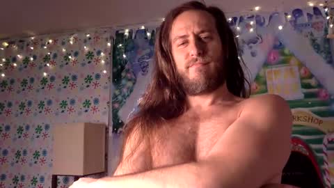 IslandDudeHawaii online show from February 4, 2025, 1:23 am