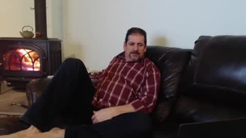 Snapshot of islandguy70 chatting on January 3, 2025, 7:49 am Jim online show from January 3, 2025, 7:49 am