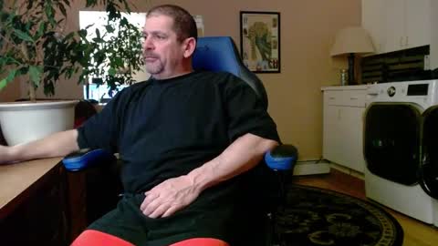 Snapshot of islandguy70 chatting on January 29, 2025, 8:40 am Jim online show from January 29, 2025, 8:40 am