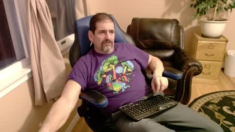 Snapshot of islandguy70 chatting on February 24, 2025, 10:58 pm Jim online show from February 24, 2025, 10:58 pm