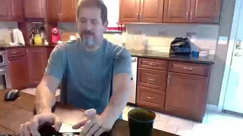 Snapshot of islandguy70 chatting on September 20, 2025, 12:39 pm Jim online show from September 20, 2025, 12:39 pm