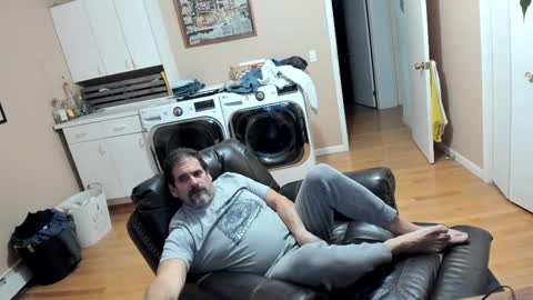 Jim online show from November 15, 2025, 10:15 pm