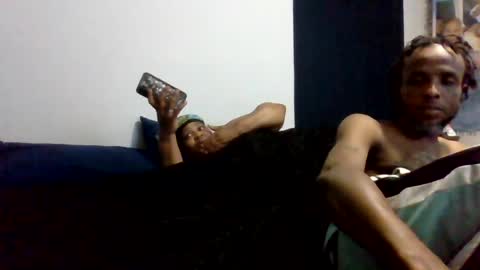 Snapshot of islandmaker chatting on June 19, 2026, 2:38 am islandmaker online show from June 19, 2026, 2:38 am