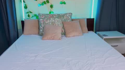 Takumi online show from November 30, 2025, 3:10 am