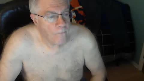 islesman22 online show from December 2, 2024, 10:28 am