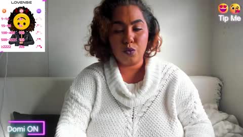 Snapshot of isobel_adams20 chatting on December 13, 2024, 11:13 am Isobel Adams online show from December 13, 2024, 11:13 am