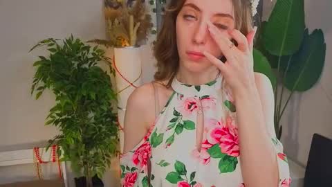 Emilia online show from February 14, 2026, 6:10 am