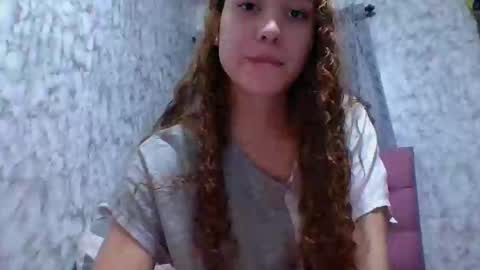 Snapshot of issa30213 chatting on January 16, 2025, 12:23 am Issa online show from January 16, 2025, 12:23 am