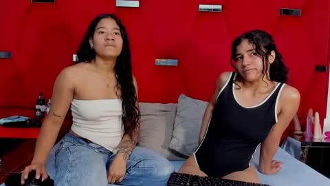 Snapshot of issa_blue chatting on July 8, 2026, 5:06 pm issa_blue online show from July 8, 2026, 5:06 pm