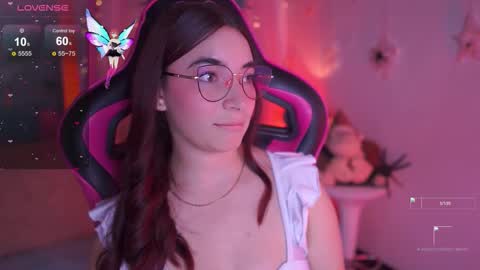 Snapshot of issa_monterrey chatting on October 10, 2025, 9:36 pm ISSA online show from October 10, 2025, 9:36 pm