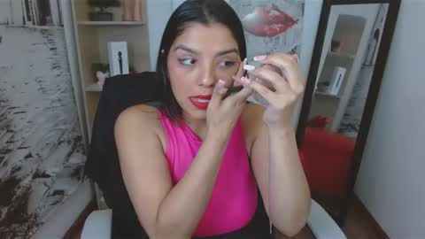 Issa  online show from March 12, 2025, 4:02 pm