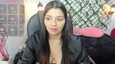 Issa  online show from October 27, 2025, 4:55 pm