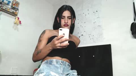 Issabel online show from December 23, 2024, 12:14 am