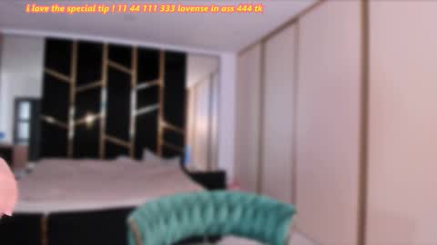 Snapshot of issabellaa chatting on March 18, 2026, 6:16 am Issy online show from March 18, 2026, 6:16 am