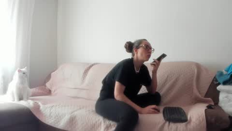 Snapshot of issabelle_69 chatting on July 15, 2026, 7:46 am Issabelle online show from July 15, 2026, 7:46 am