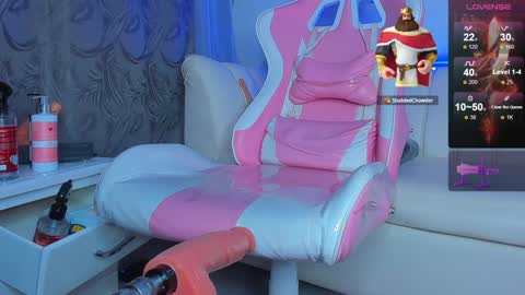 Snapshot of issac_james chatting on January 19, 2025, 9:11 am Issac online show from January 19, 2025, 9:11 am